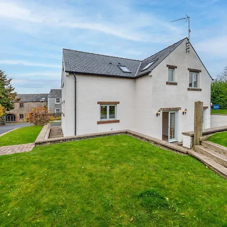 Margaret House - Pooley Bridge, Ullswater Holiday home *